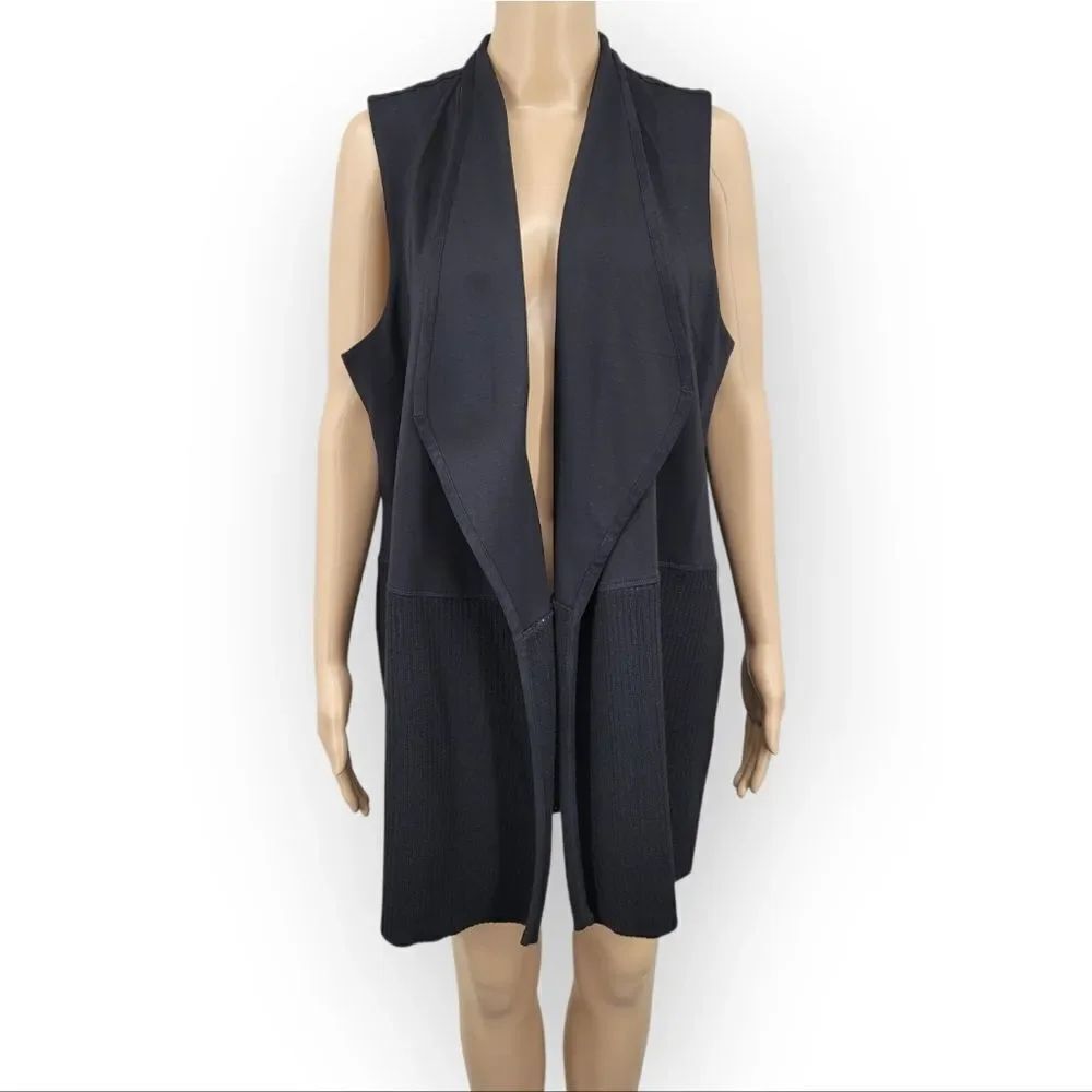 Chico's Black Open Front Sleeveless Cardigan Vest Wool Knit Contrast